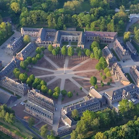 Maison Au Bois Citadelle Avec Terrasse & Parking Privee A La Porte De Lille *