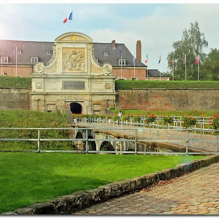 Maison Au Bois Citadelle Avec Terrasse & Parking Privee A La Porte De Lille * Lambersart